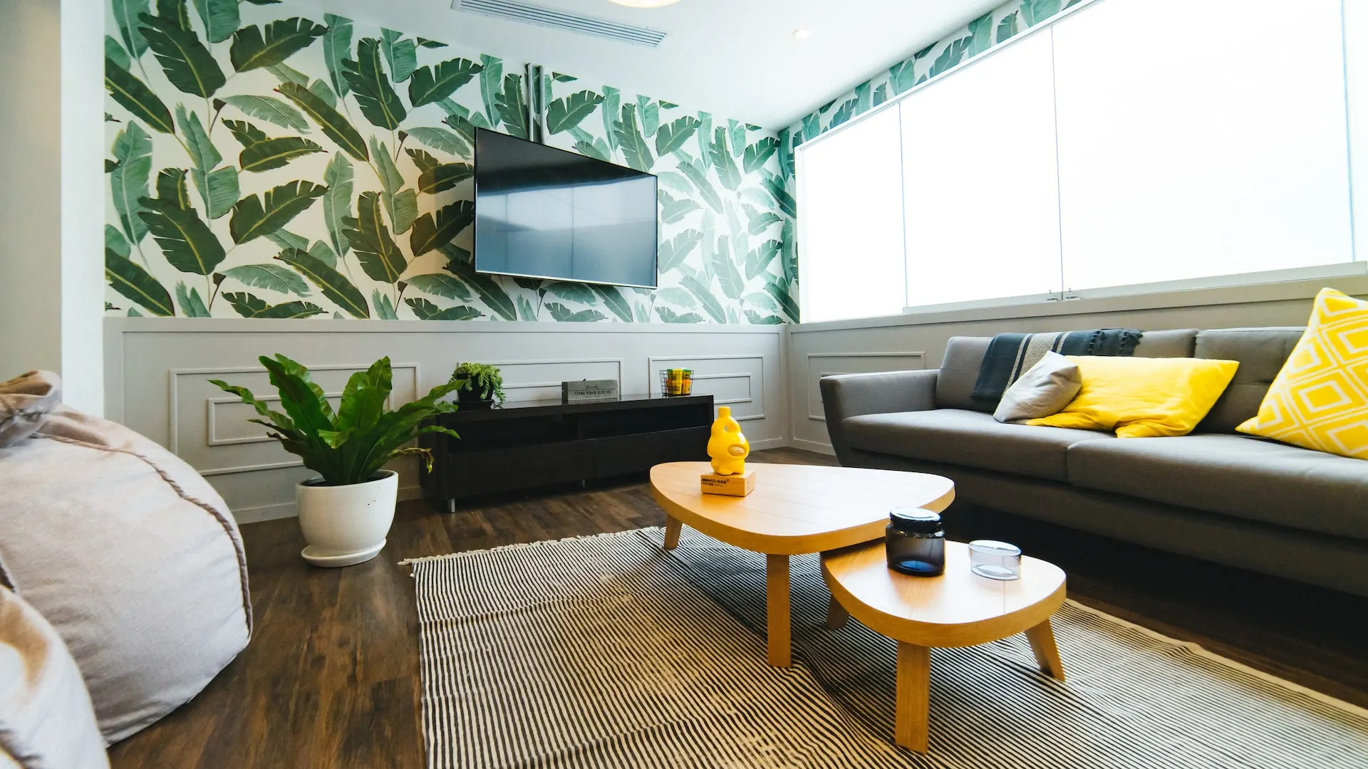 Living room Home décor Idea